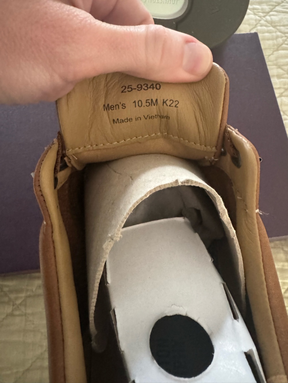 Johnson & Murphy Kinnon Perfed Jogger, Leather, 10.5 M Sneaker Oxford, NWT - Picture 6 of 10